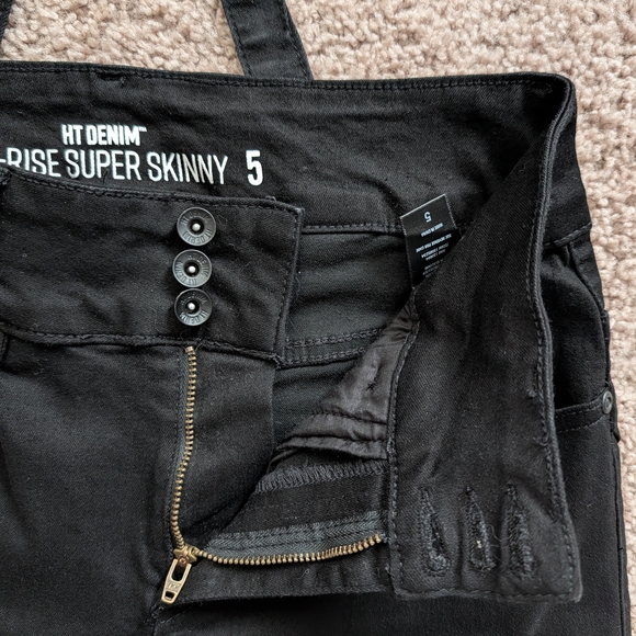 Hot Topic HT Denim Black Suspender Super Skinny Jeans Size 5 - Picture 8 of 12